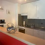 2,5 Pces Accueillant Comme A La Maison * 로이커바드