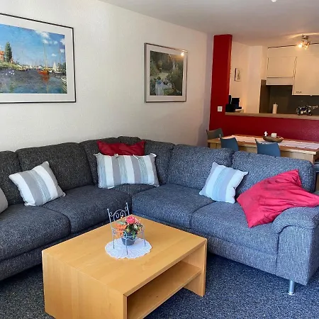 2,5 Pces Accueillant Comme A La Maison 아파트