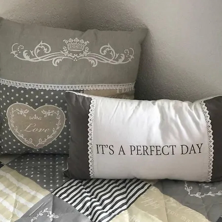 2,5 Pces Accueillant Comme A La Maison 로이커바드